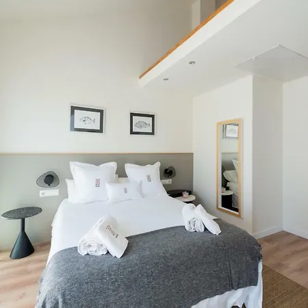 Apartment Petit Luxe Tobella Dreta *