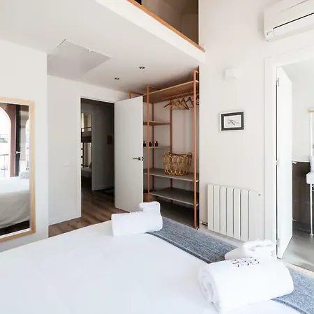 Petit Luxe Tobella Dreta Apartment *